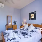 King's Palace Daire Pafos